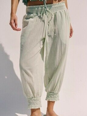 New Free People Smocked Capri Pants